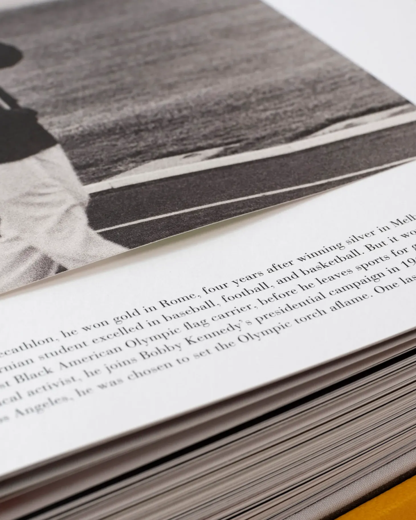 The Last Heroes: 100 Moments of Olympics Legend (Special Edition)